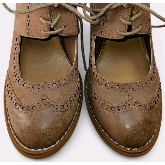 Wingtip Oxford Heels Size 7.5 Tan Dress Shoes Suede Lace Up Chunky Block Retro - Picture 10 of 11
